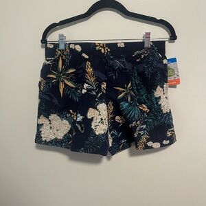 Colombia Floral Print Women's Shorts